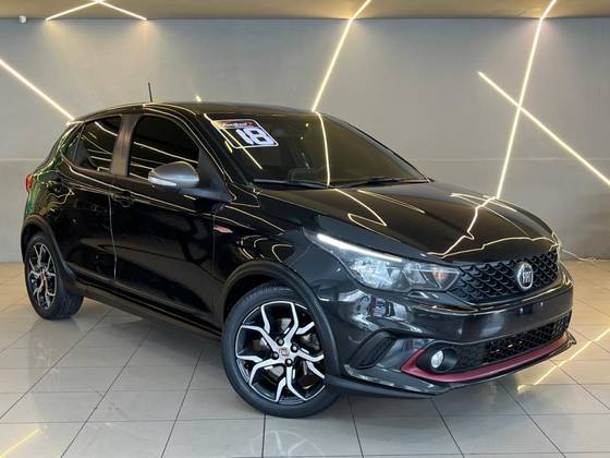 FIAT ARGO 1.8 E.TORQ FLEX HGT AT6 FIAT ARGO 1.8 E.TORQ FLEX HGT AT6